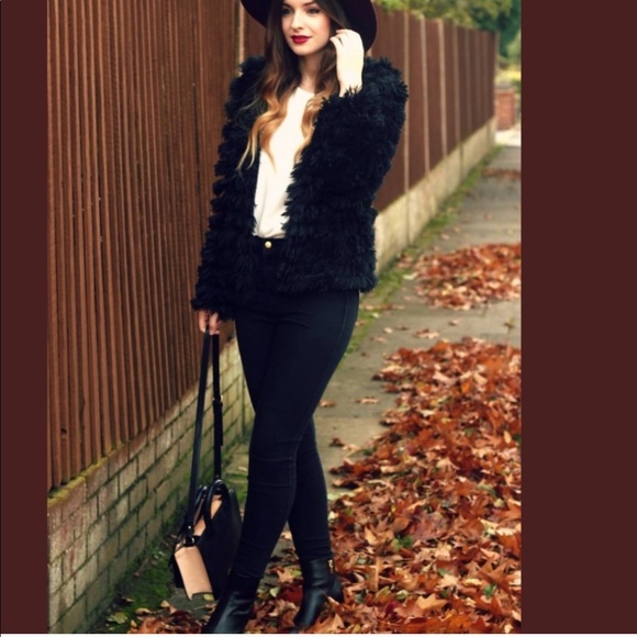 1 left! Black faux fur fringe lightweight jacket - Picture 6 of 6